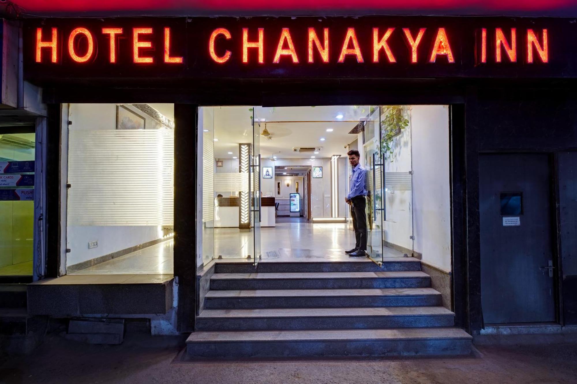 Hotel Chanakya Inn Нью-Делі Екстер'єр фото